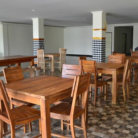 Ivanka Airport Inn Kuta Lombok Εξωτερικό φωτογραφία