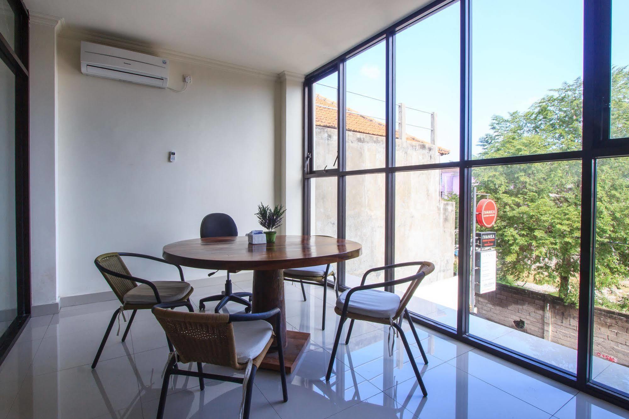 Ivanka Airport Inn Kuta Lombok Εξωτερικό φωτογραφία
