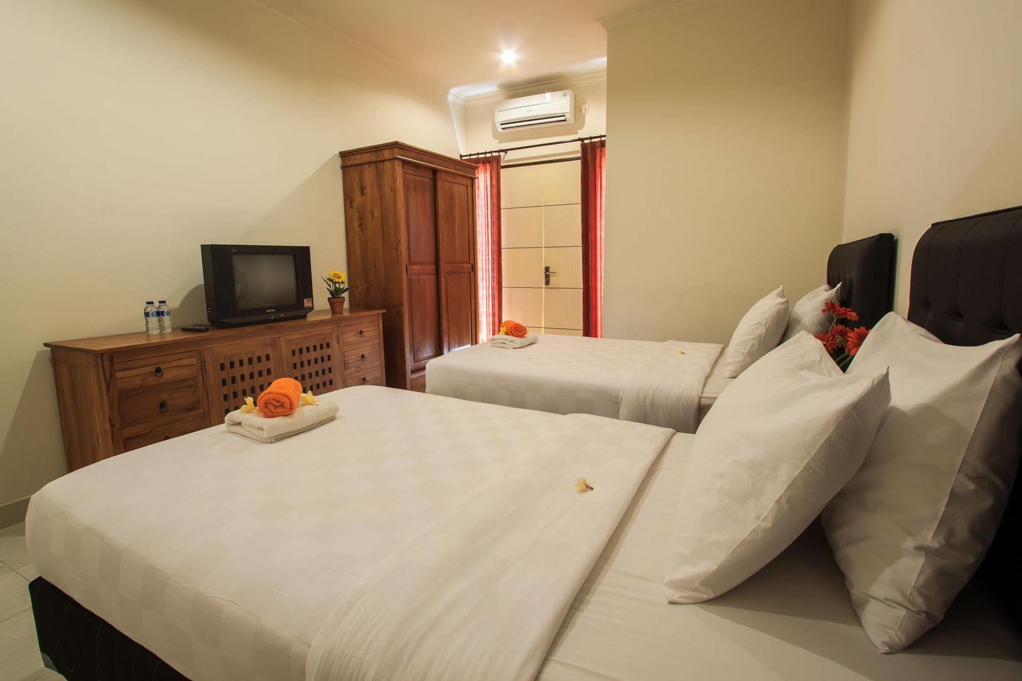 Ivanka Airport Inn Kuta Lombok Εξωτερικό φωτογραφία