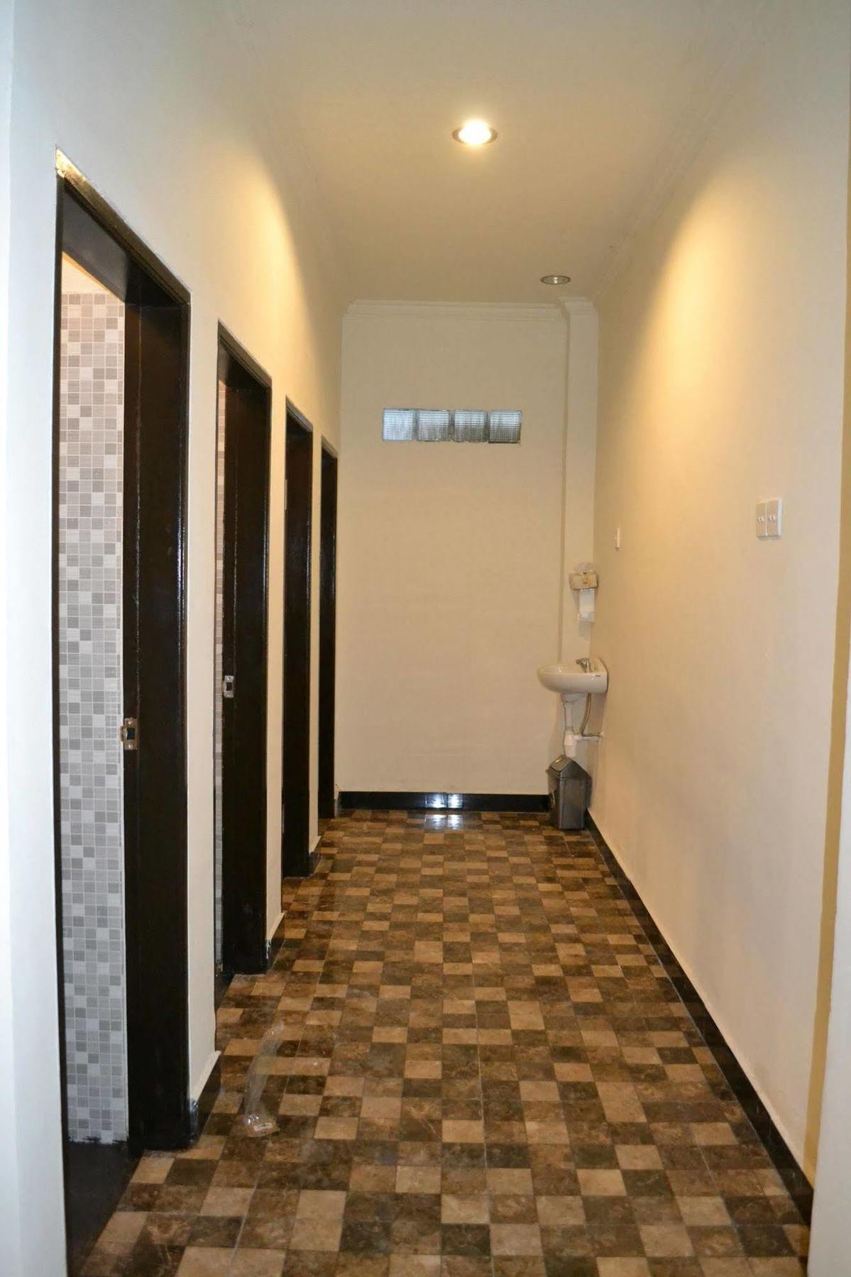 Ivanka Airport Inn Kuta Lombok Εξωτερικό φωτογραφία