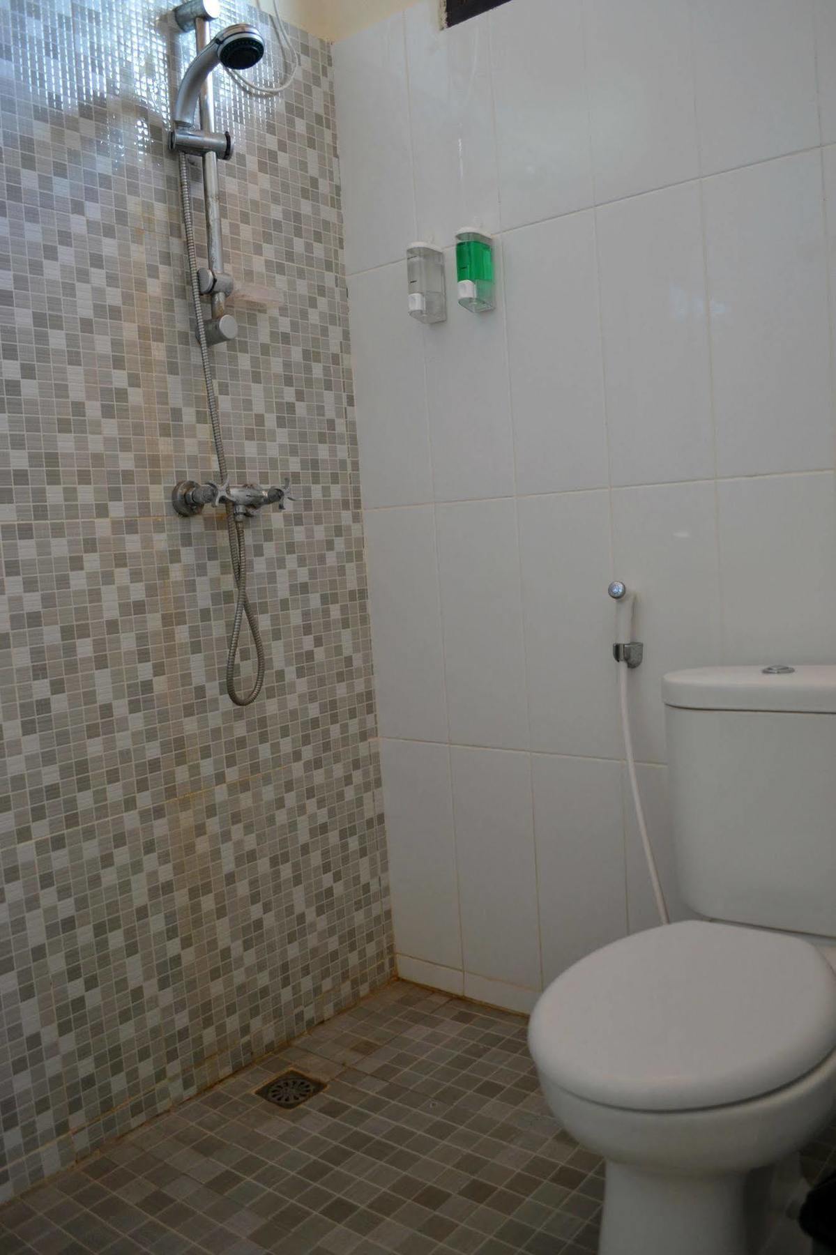 Ivanka Airport Inn Kuta Lombok Εξωτερικό φωτογραφία