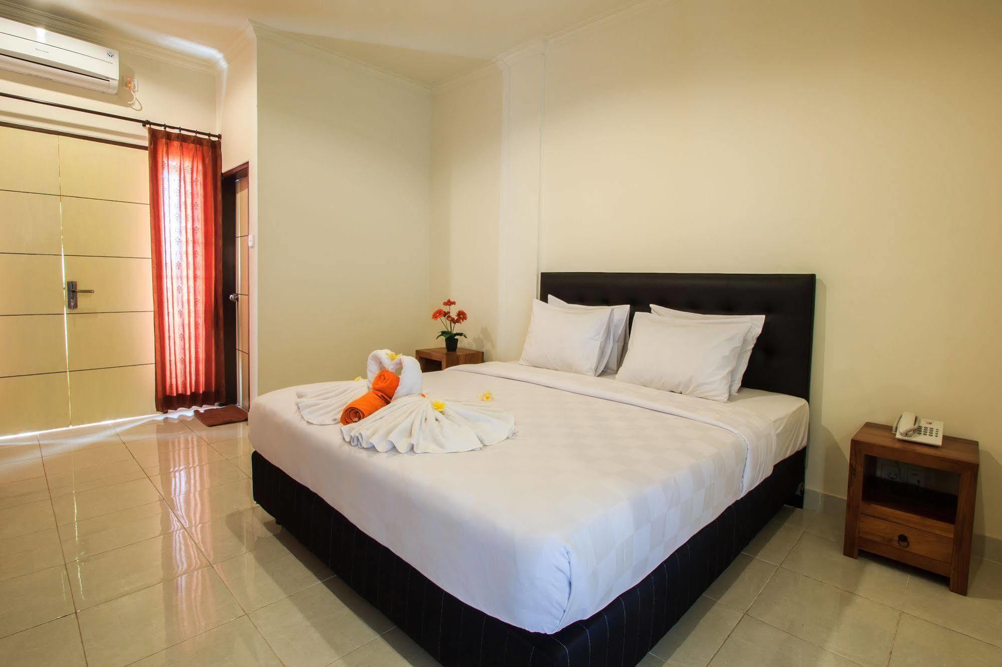 Ivanka Airport Inn Kuta Lombok Εξωτερικό φωτογραφία